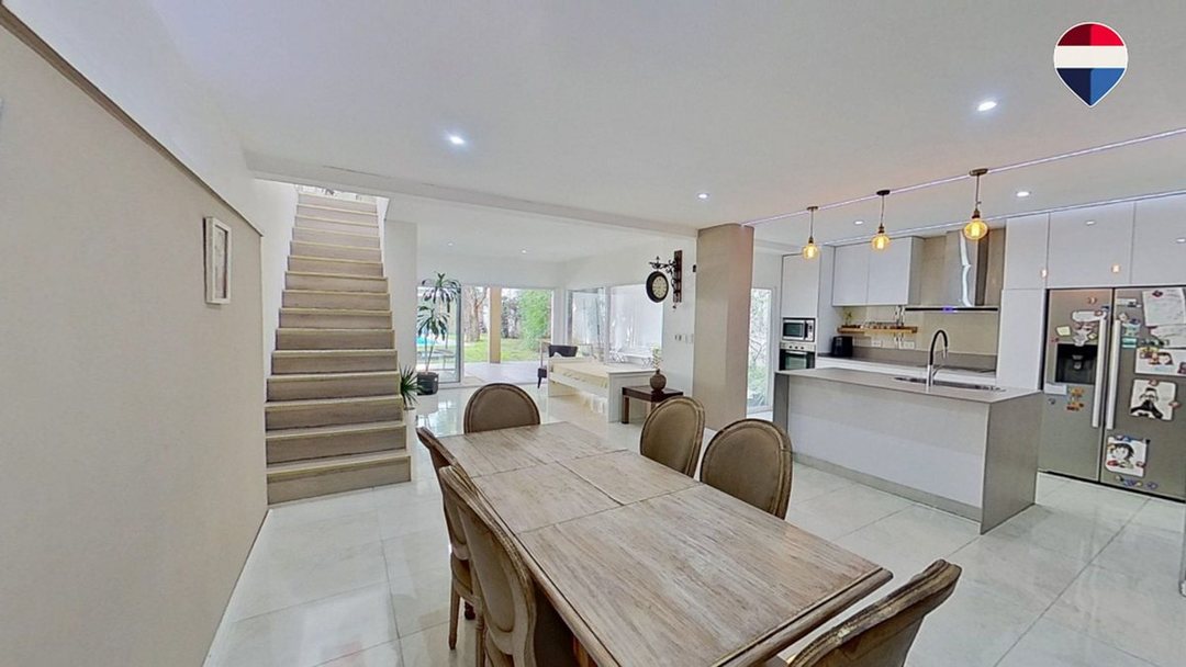 Venta Casa 6 amb Haedo B Güemes c Parque y Piscina