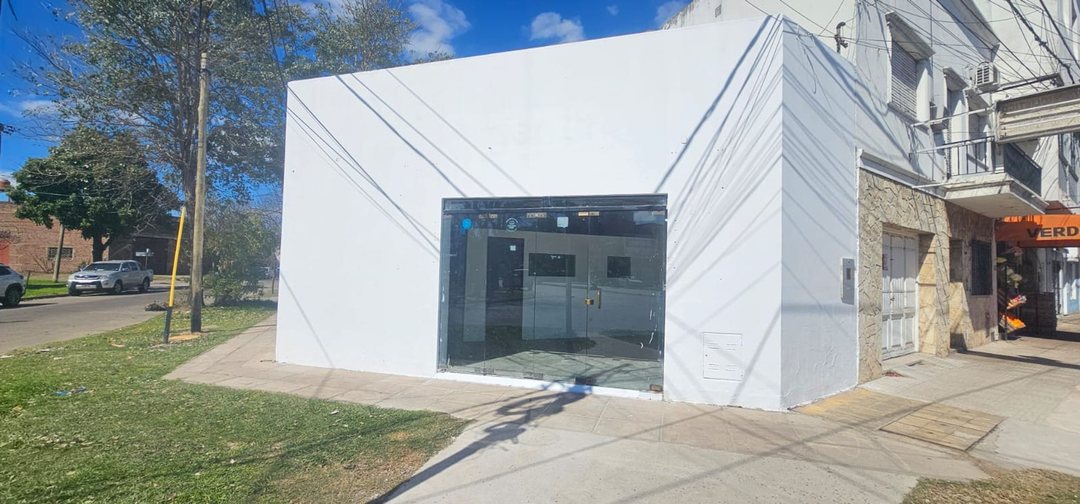 Alquiler Local Av. Facundo Zuviria