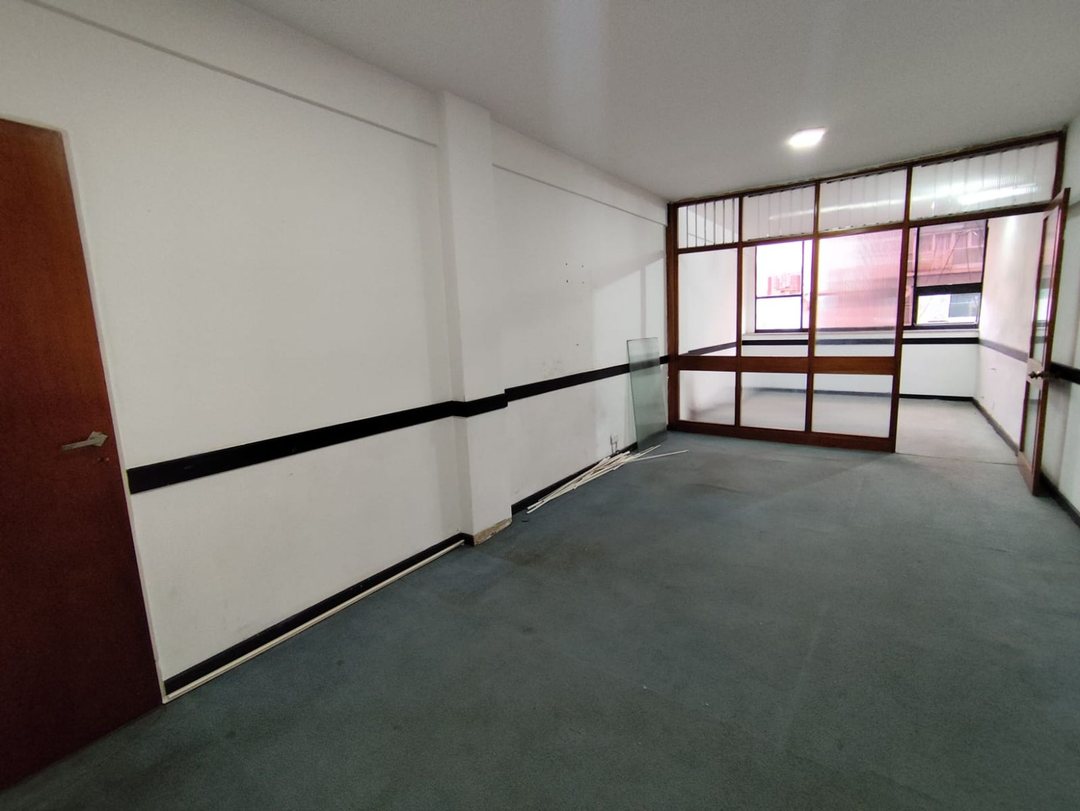 VENTA OFICINAS EN BALVANERA - ONCE - CABA