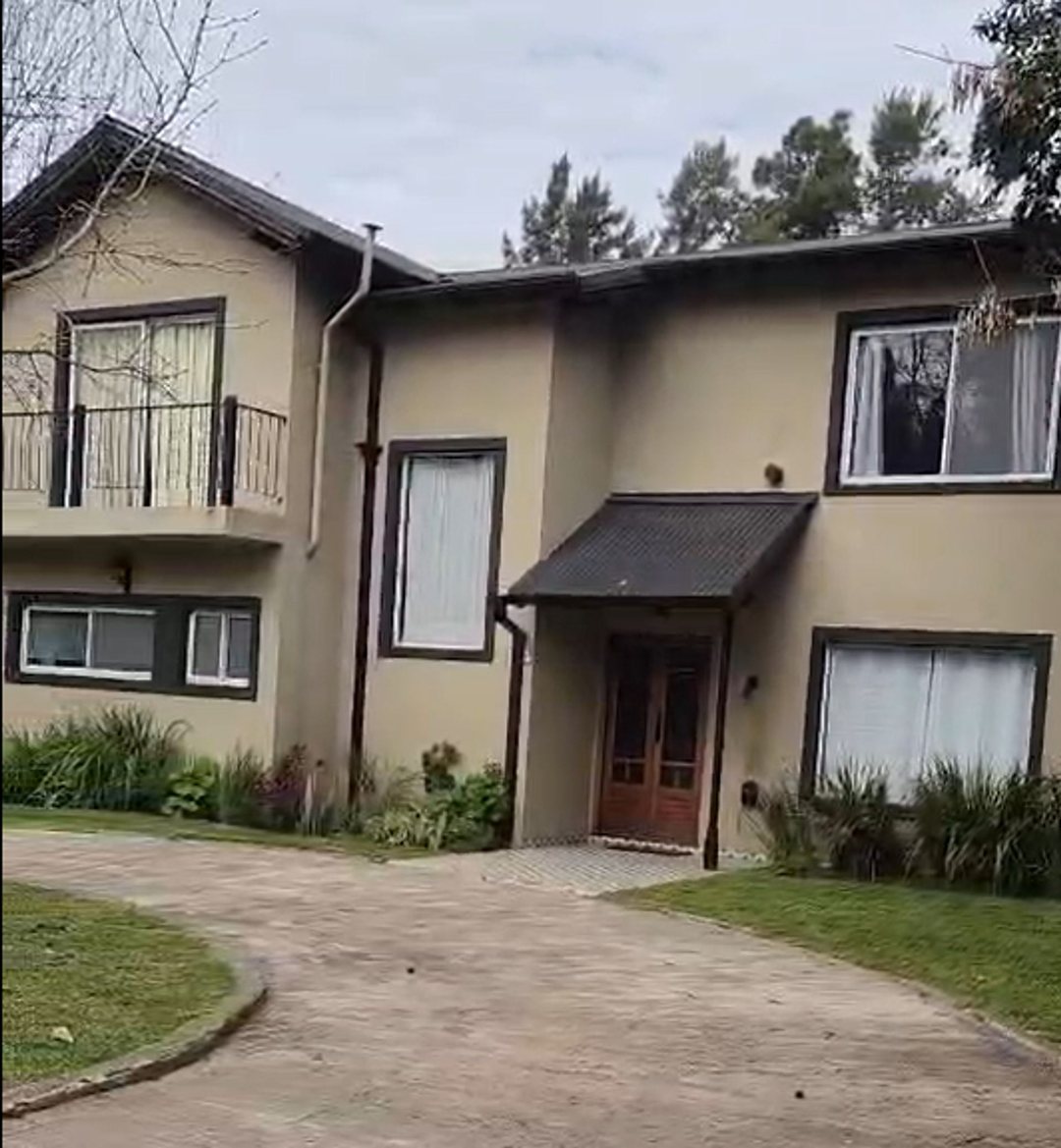 Venta Casa 3 dorm Barrio Las Glorias Benavidez