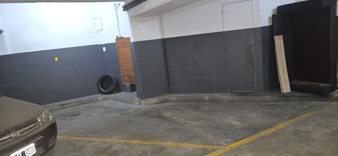 venta cochera fija y cubierta en Palermo