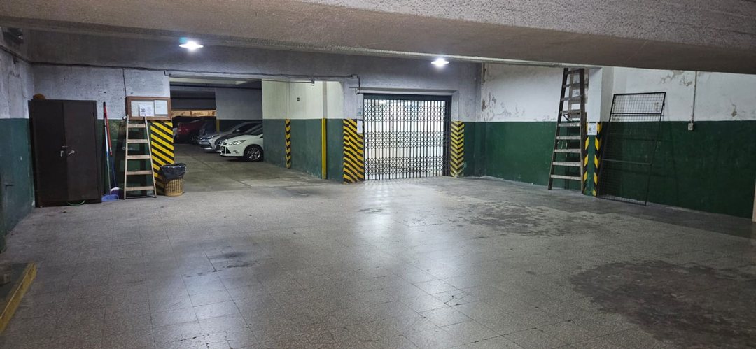 Venta cochera fija y cubierta en Palermo