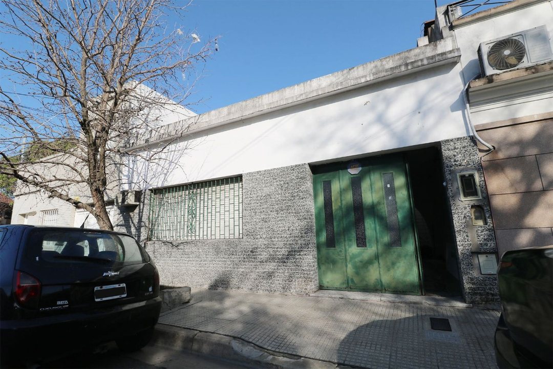 VENTA CASA MULTIFAMILIAR / LOTE EN VILLA DEVOTO