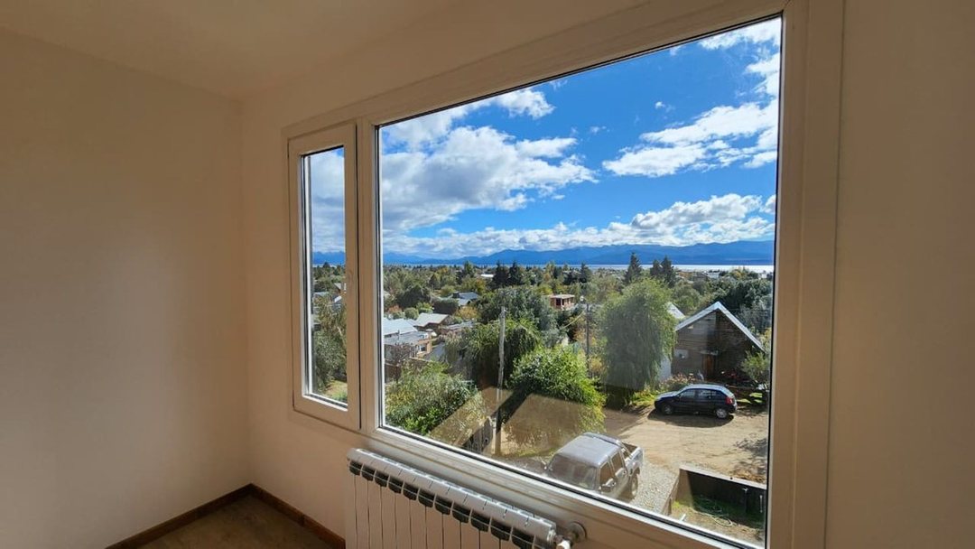 CASA EN PH - VISTA AL LAGO - A ESTRENAR