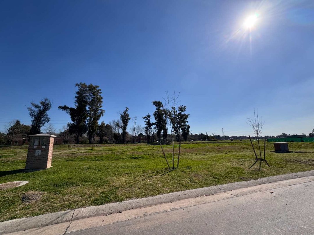 Venta Lote en Barrio La Estela Pilar