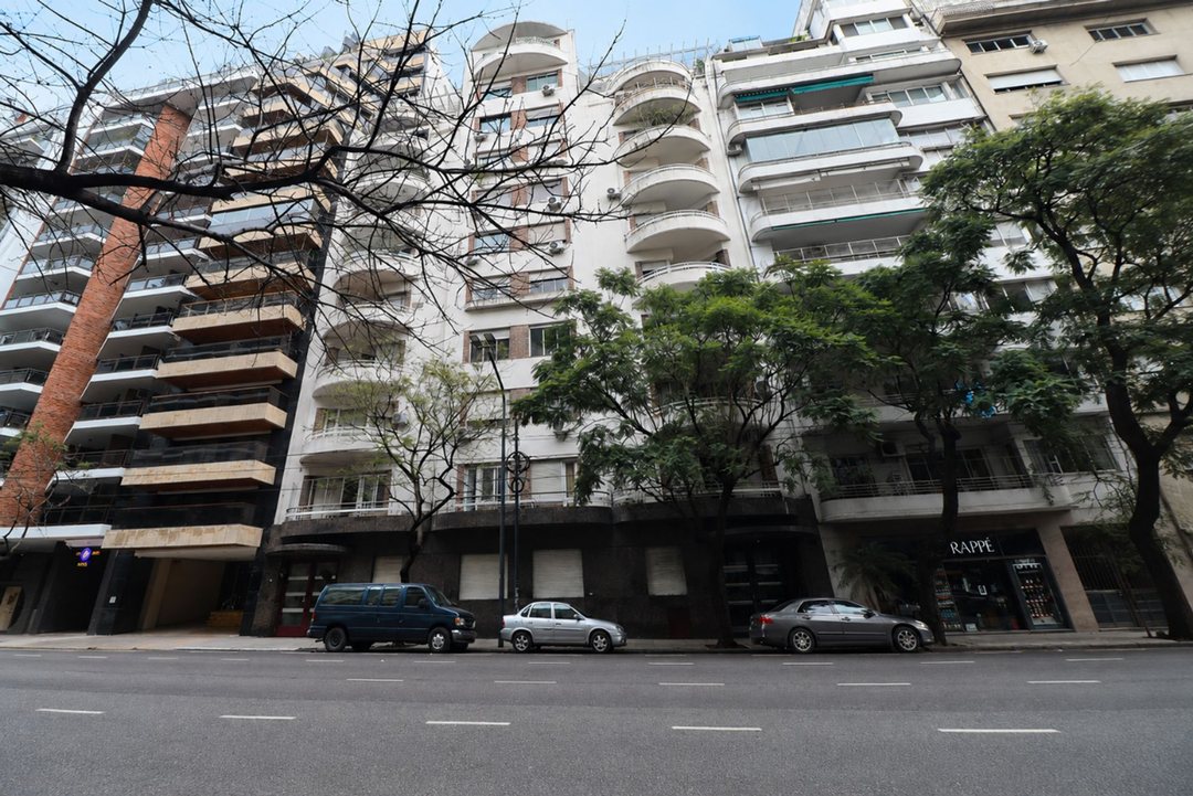 DEPARTAMENTO 4 AMBIENTES EN ALQUILER RECOLETA