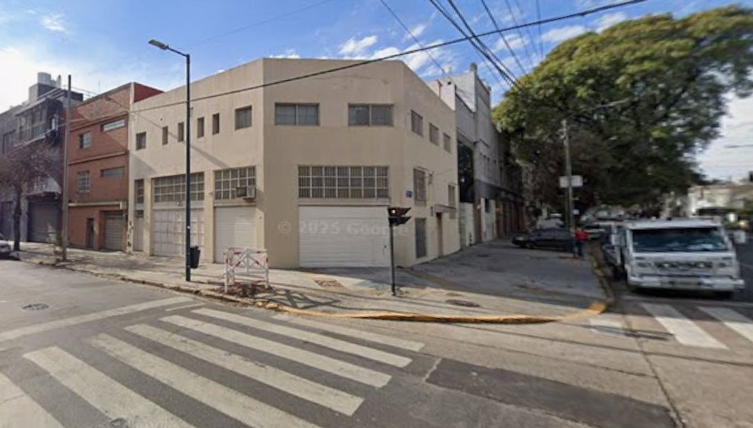 Alquiler local en esquina