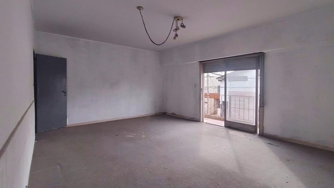 VENTA DE DEPARTAMENTO DE 3 AMBIENTES  RAMOS MEJIA
