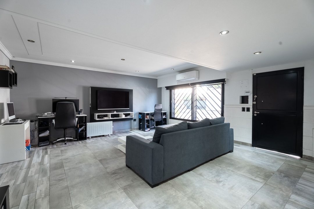 EN VENTA CASA 4 AMBIENTES EN VILLA PUEYRREDÓN