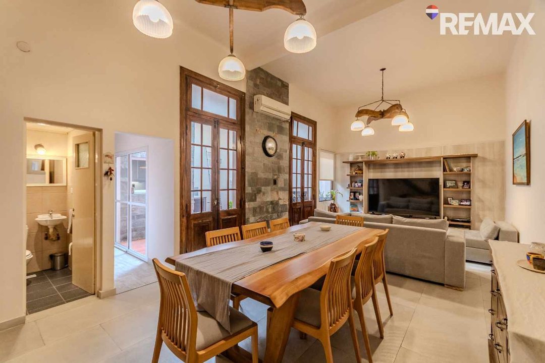 Venta PH 4amb c/patio y 2 balcones Villa Real