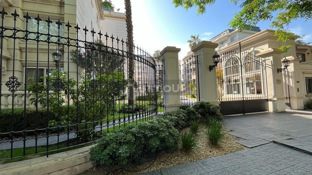 VENDE DEPARTAMENTO EN COMPLEJO PRIVADO