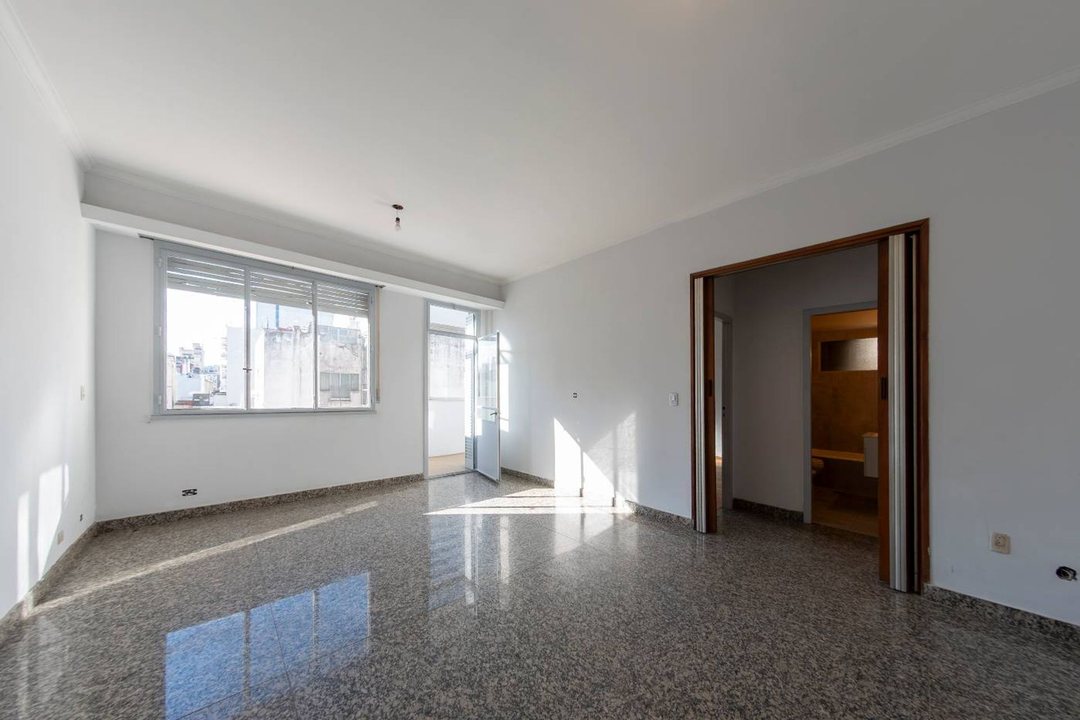 VENTA DEPTO 3 AMB CON BALCON + DEP EN MONSERRAT