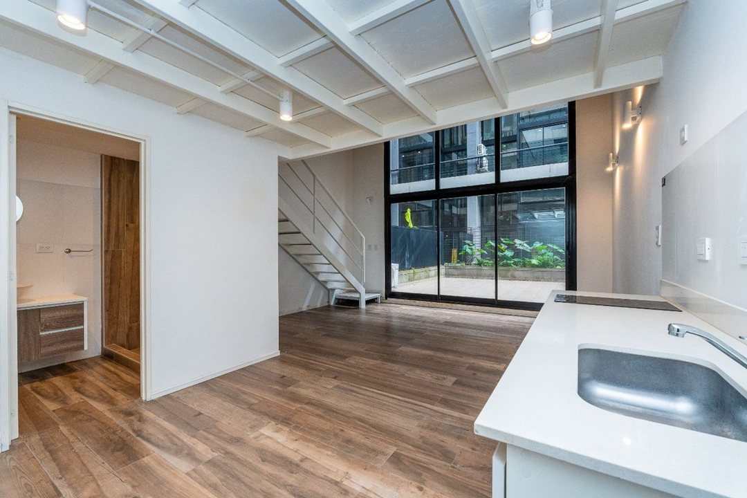 Alq. 2 amb duplex amenities, con patio San Telmo