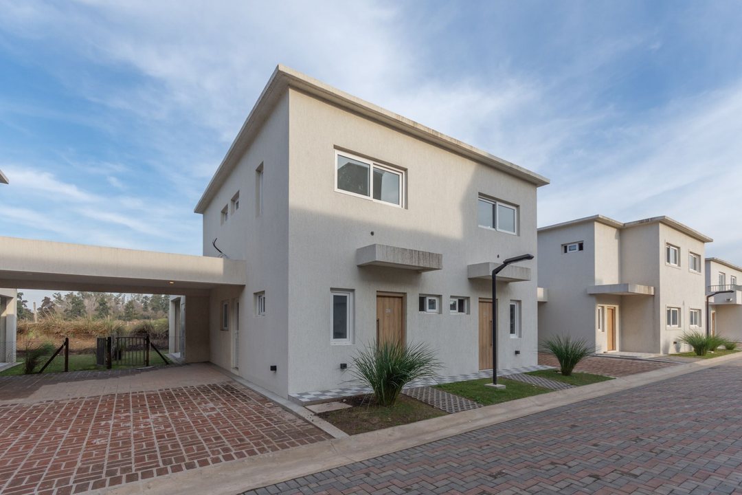 ALQUIER DUPLEX TIPO CASA 3 AMB CHIC VILLAGE PILAR