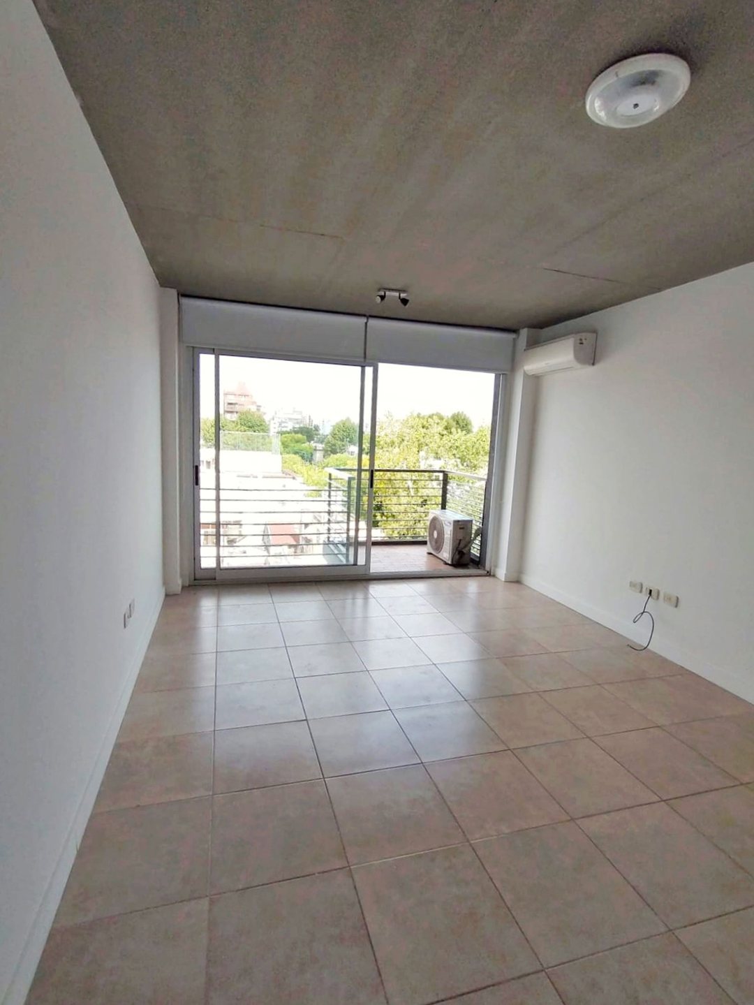 ALQUILER MONOAMBIENTE EN CABALLITO CON BALCON