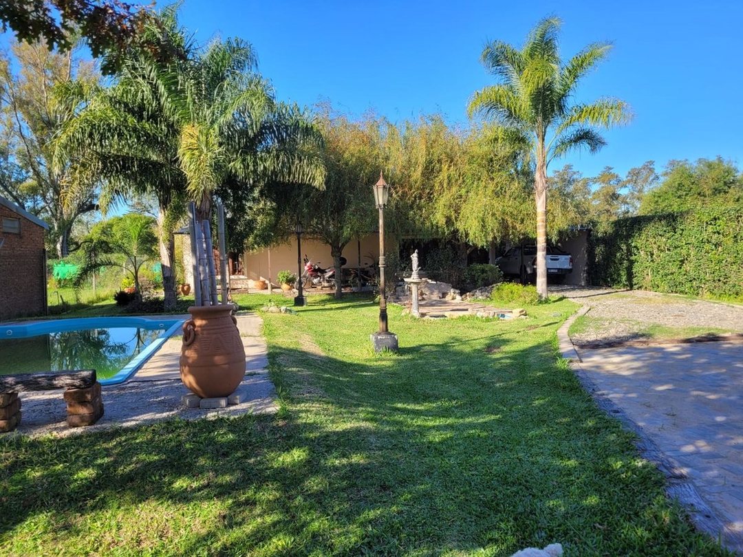 CASA EN VENTA 2 DORMITORIOS OLIVEROS