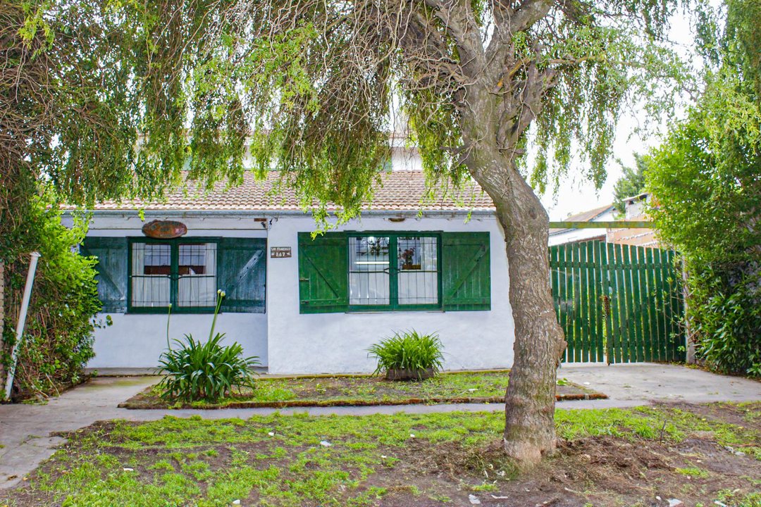 Venta casa 4 ambientes Santa Clara del Mar