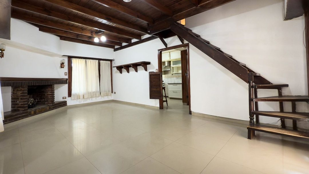 VENTA PH TIPO CASA 5 AMB QUINCHO COCHERA CAISAMAR