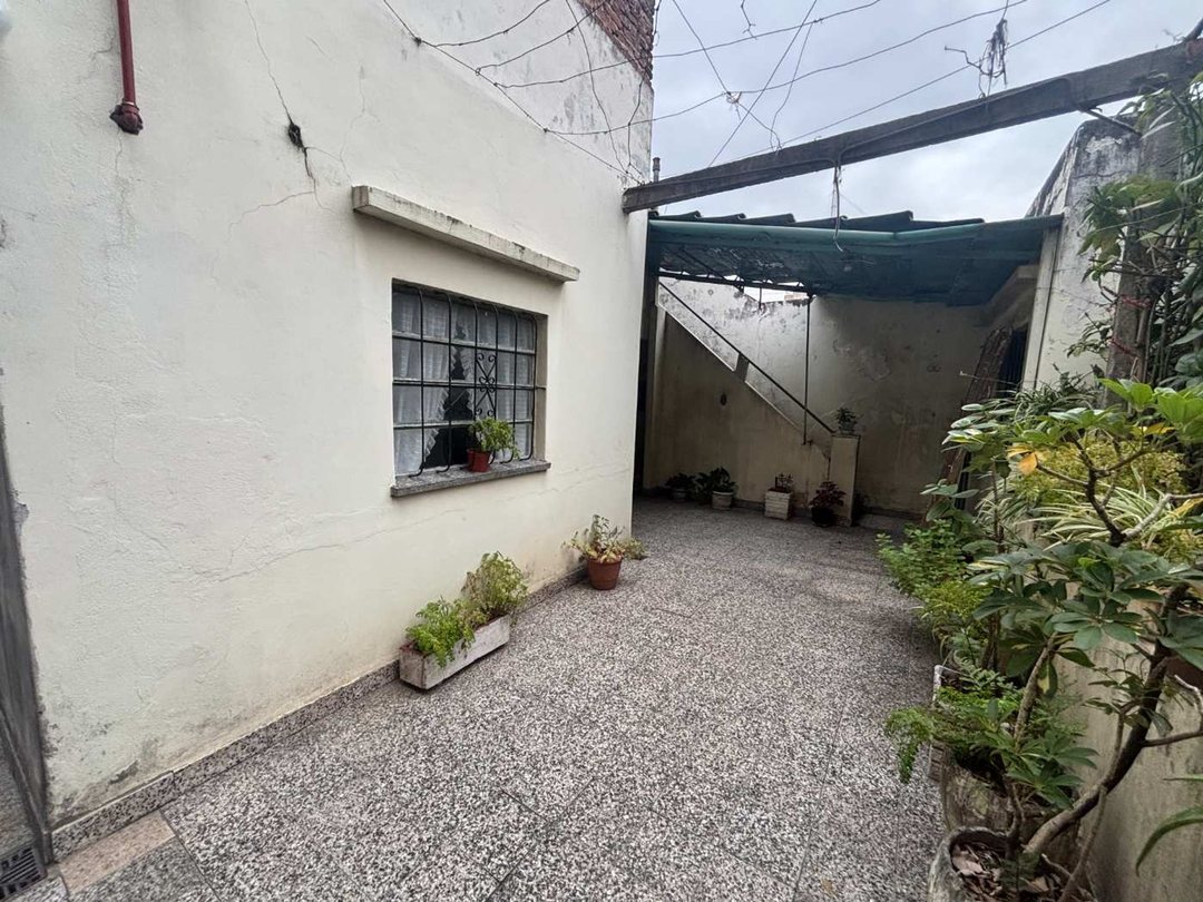 PH 3 AMB CASEROS C/ PATIO Y TERRAZA - APTO CREDITO