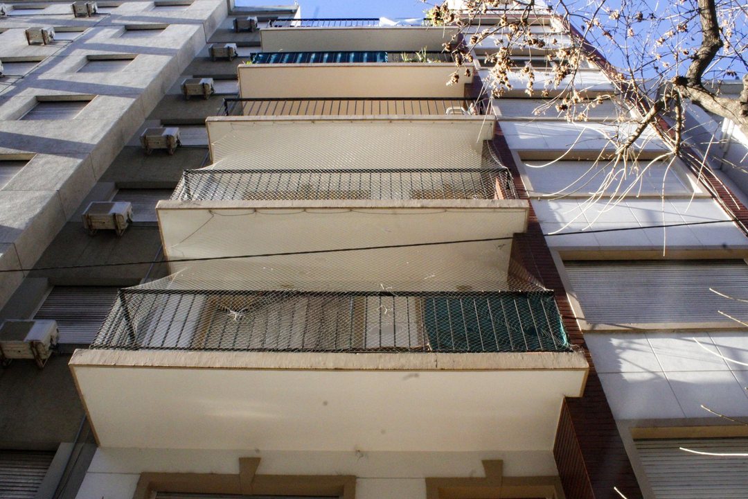 Venta 3 amb mas dependencia al frente con balcón