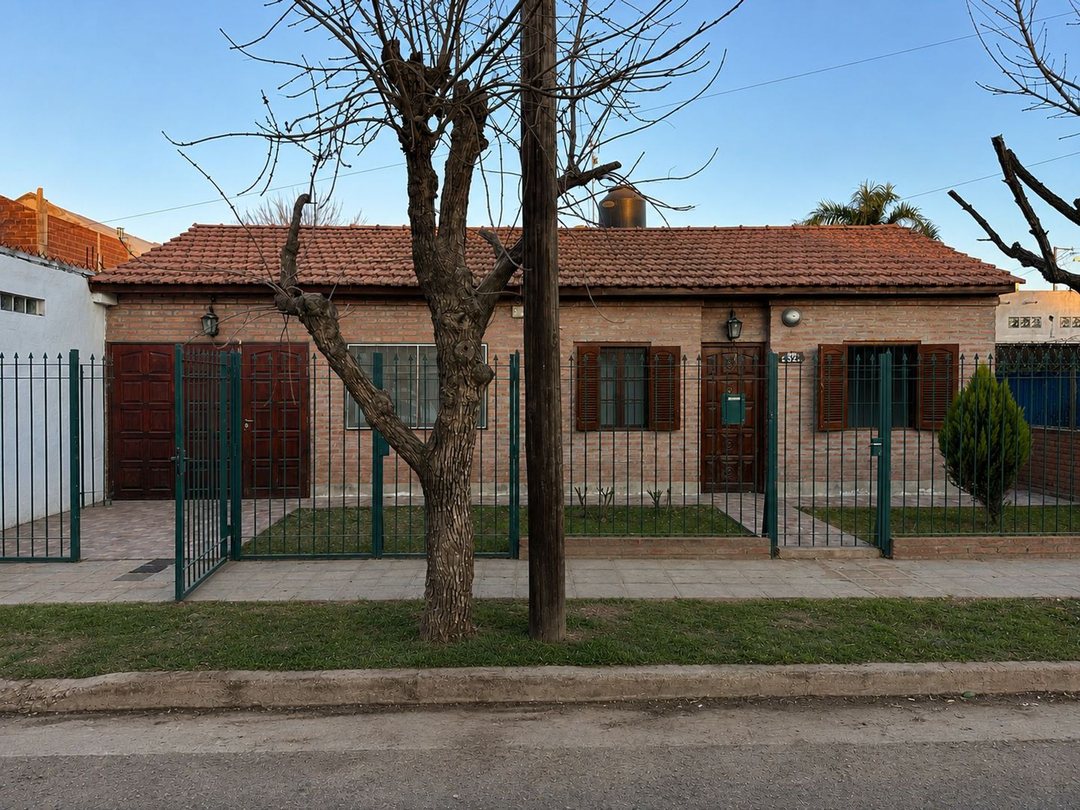 VENTA CASA 2 DORMITORIOS  B° PARQUE FUTURA CÓRDOBA