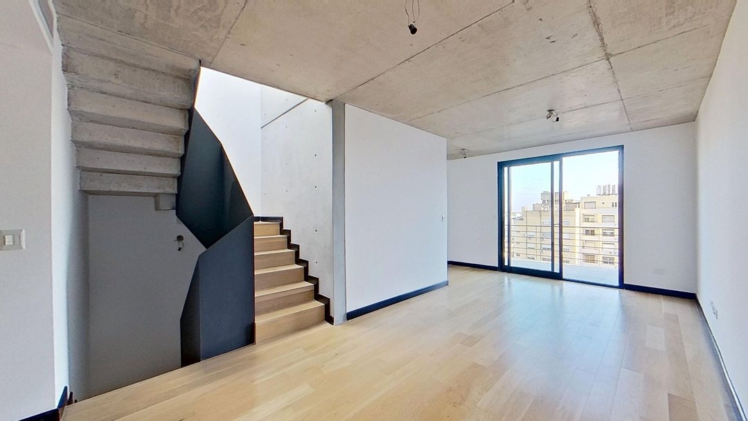 TRIPLEX PREMIUM VENTA LINIERS 2 COCHERAS Y BAULERA