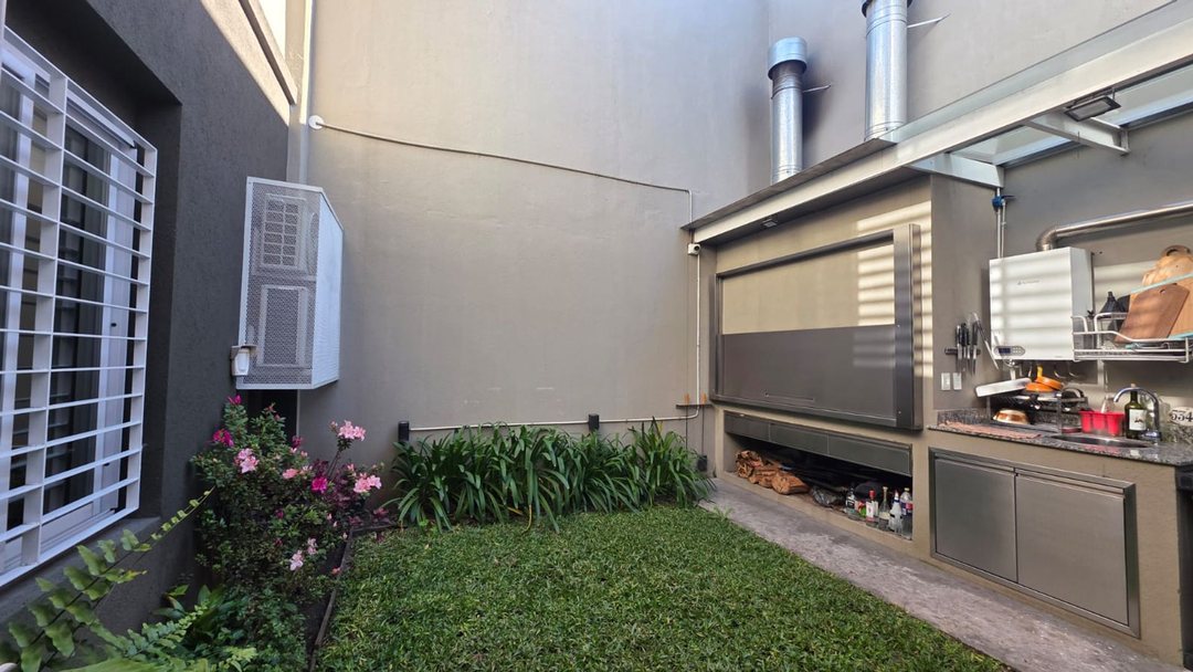 CASA VENTA 4 AMB C/2 COCHERAS EN VILLA REAL