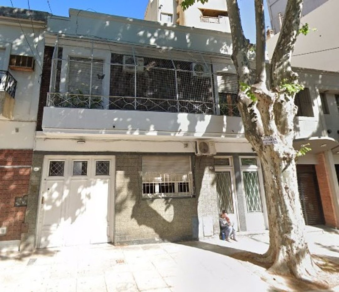 DEPOSITO EN VILLA CRESPO 450 M²