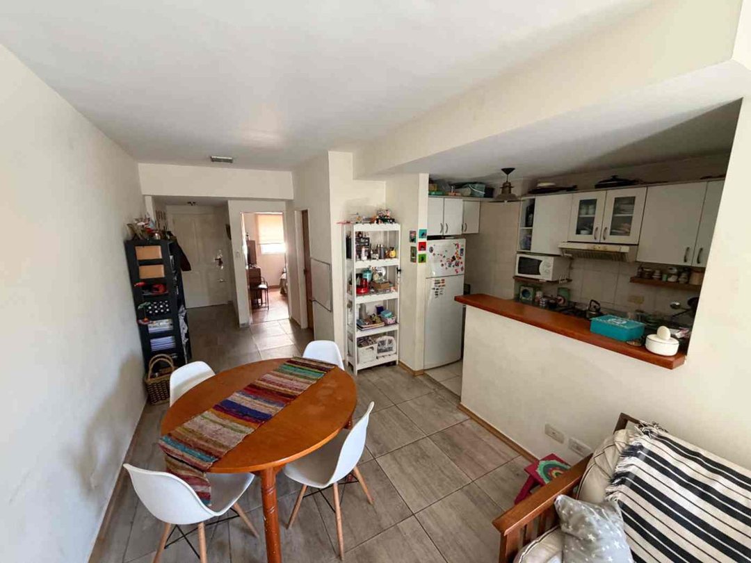 VENTA DEPTO 2 AMBIENTES CON COCHERA Y BAULERA