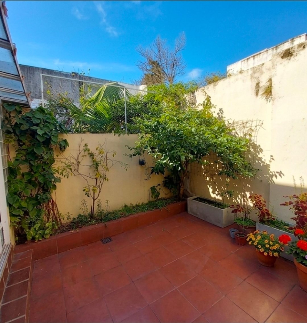 PH venta V.del Parque  patio-entrada independiente