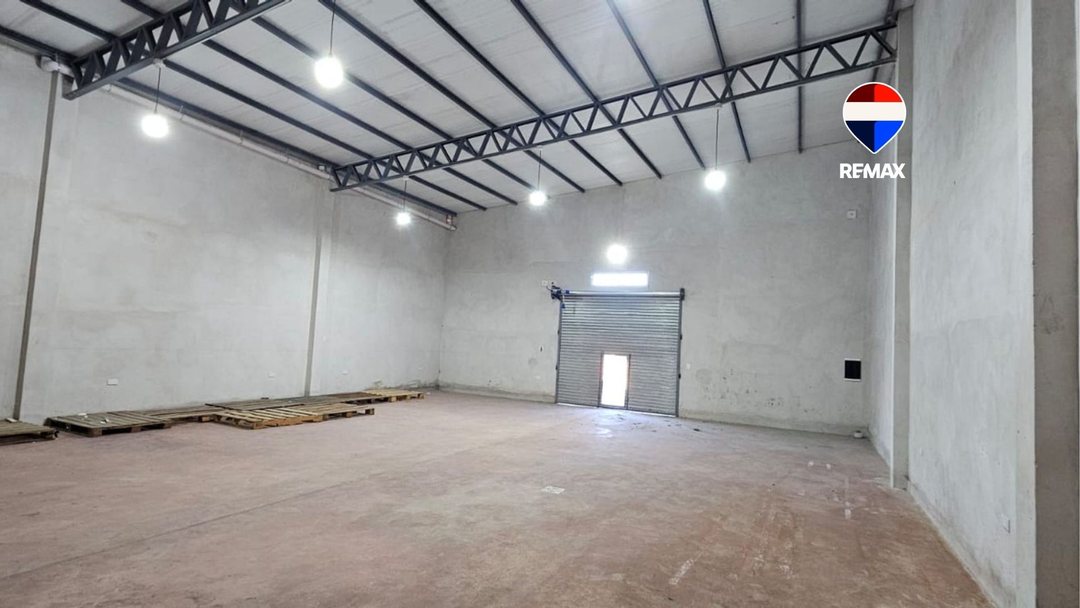 GALPON EN ALQUILER LOTEO CAMPO NUEVO ZONA SUR