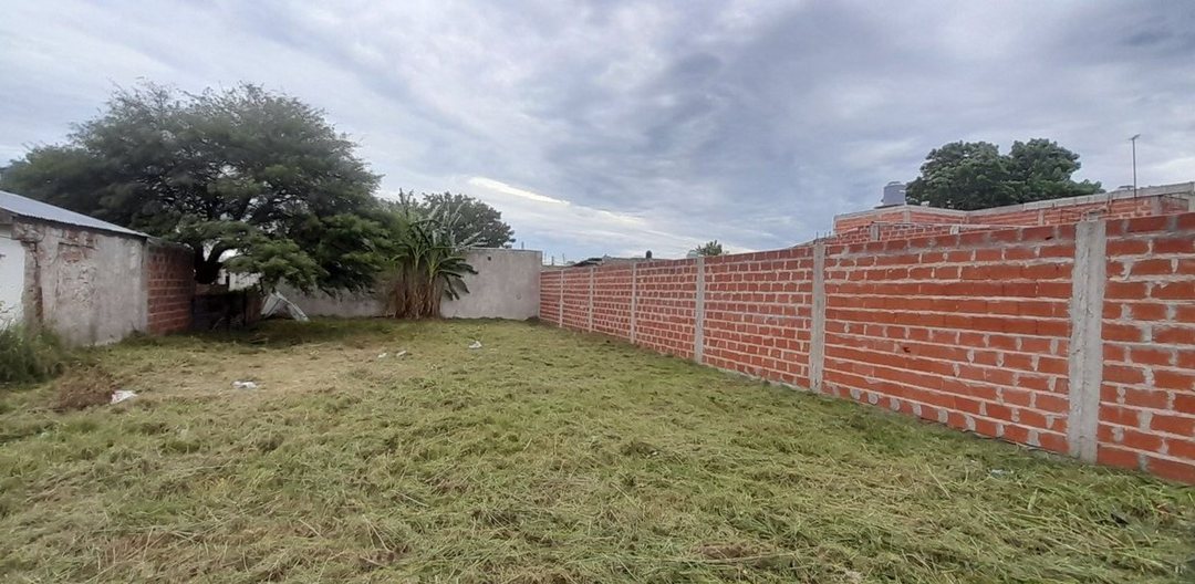 Lote en venta de 300 m2, con toda la documentación