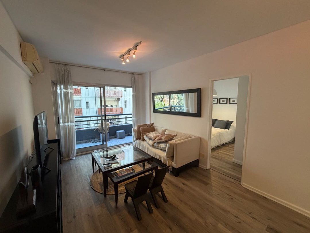Departamento 2 ambientes en venta en Las Cañitas