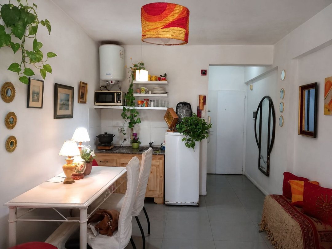 VENTA MONOAMBIENTE CON BALCÓN  CONSTITUCION