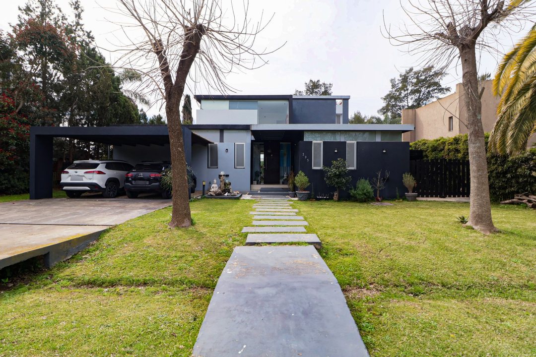 CASA EN VENTA BARRIO CERRADO "LOS PILARES"