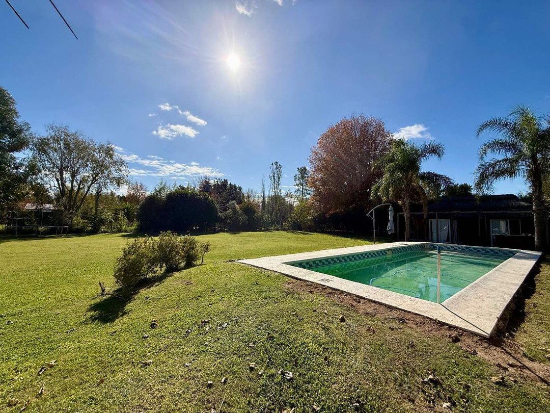 VENTA Casa 4 ambientes Comarca del Sol Pileta