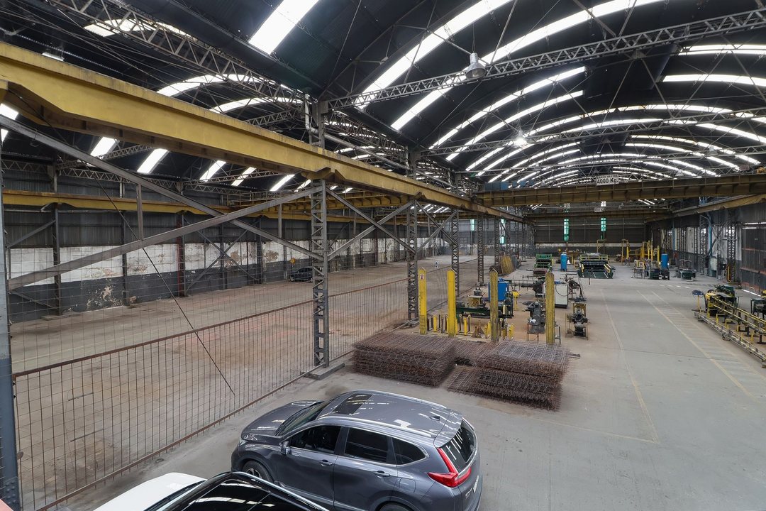 VENTA DEPÓSITO INDUSTRIAL EN AVELLANEDA 3600m2
