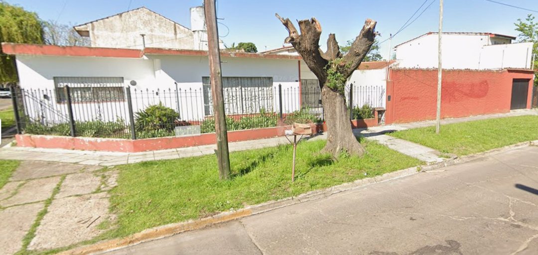 CASA 4 AMBIENTES VENTA LLAVALLOL Y TERRENO LINDERO