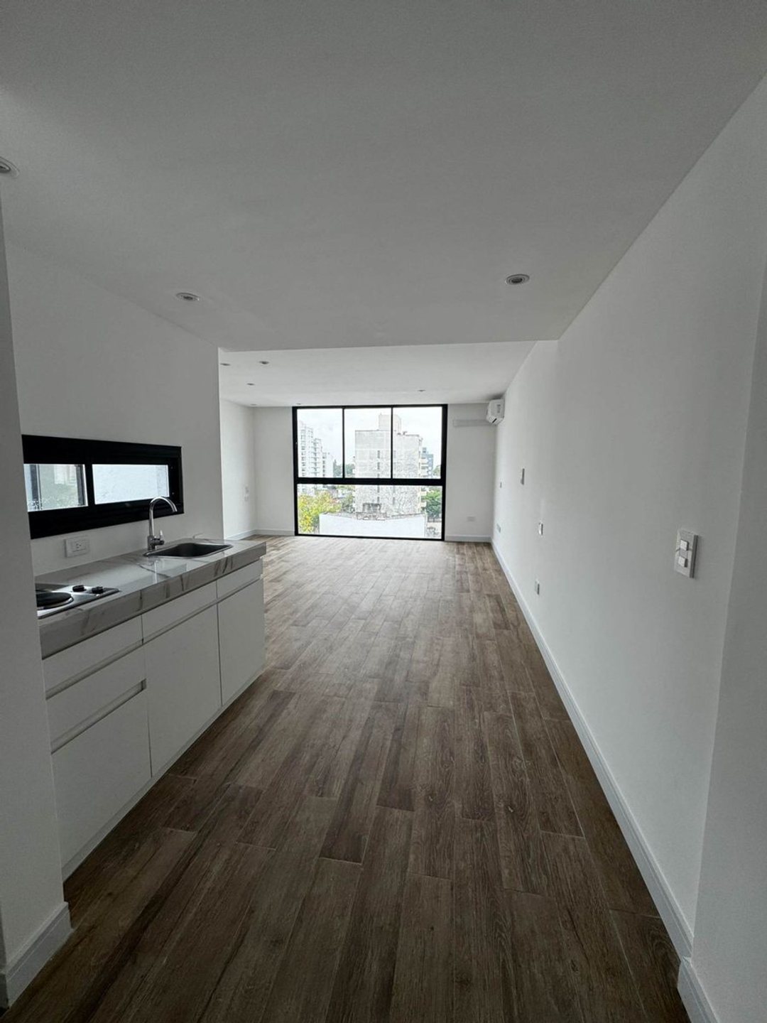 MONOAMBIENTE EN VENTA LA PLATA