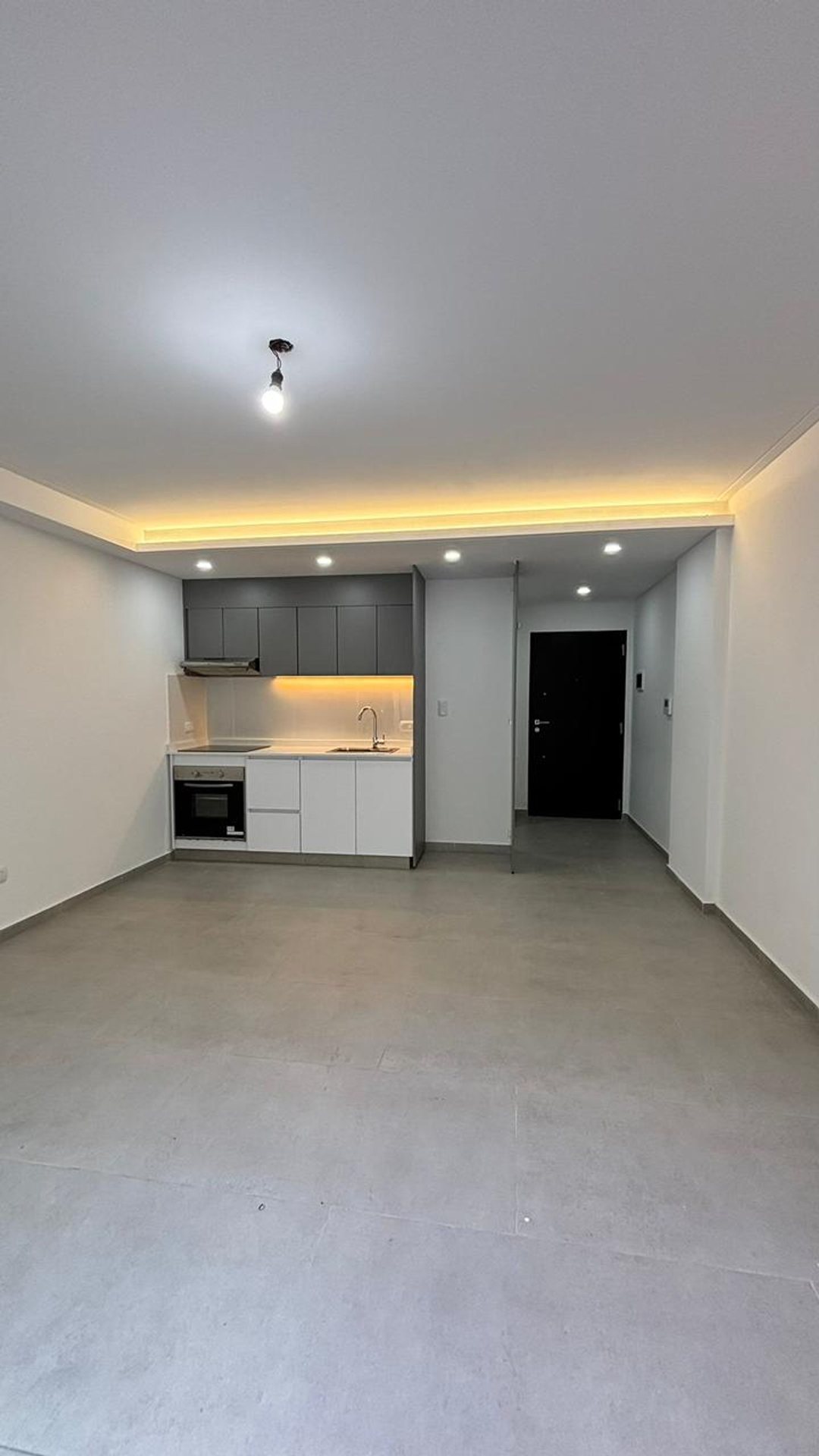 VENTA MONOAMBIENTE CON PATIO MATADEROS