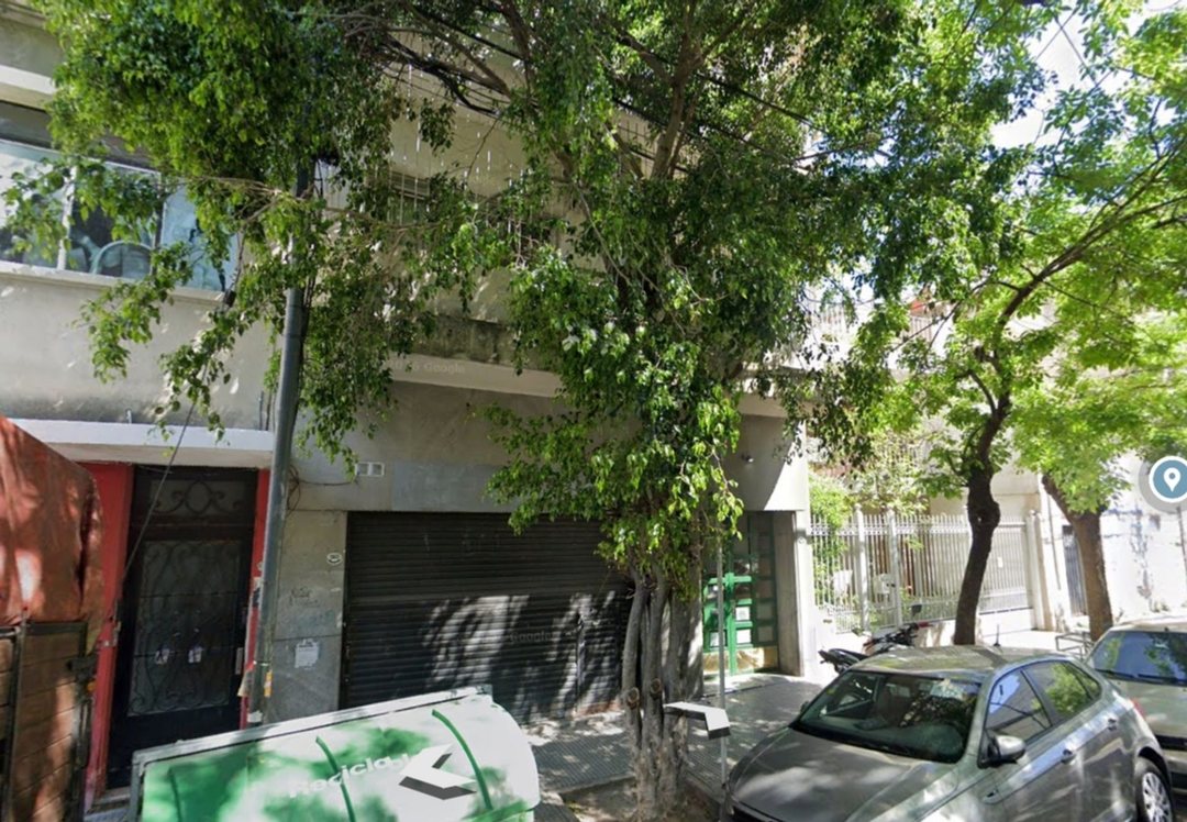VENTA  LOCAL BALVANERA CALLE CHILE 1900