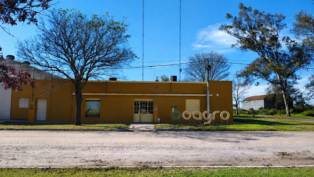 VENTA / LOCAL/CASA /TERRENO/ COLONIA BOSSI