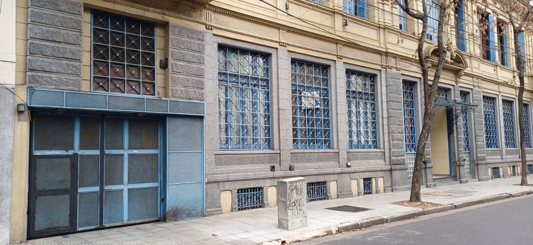 VENTA COCHERAS -LOTE DE 4-TODAS CUBIERTAS