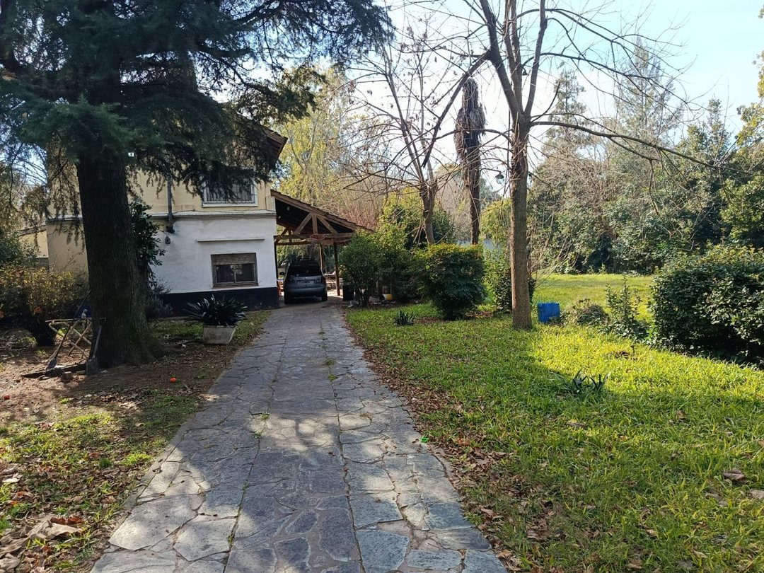 VENTA CASA QUINTA EN PASO DEL REY