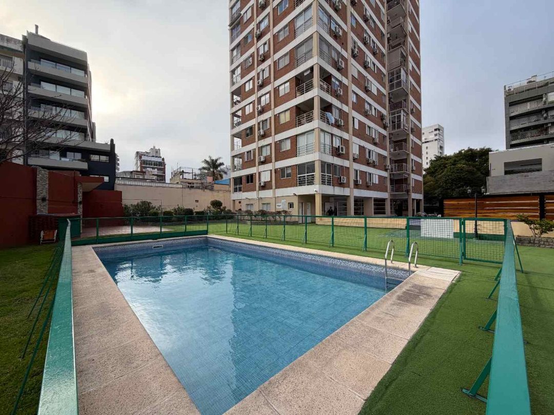 VENTA 3 AMB COMPLEJO JARDINES DE CABALLITO COCHERA