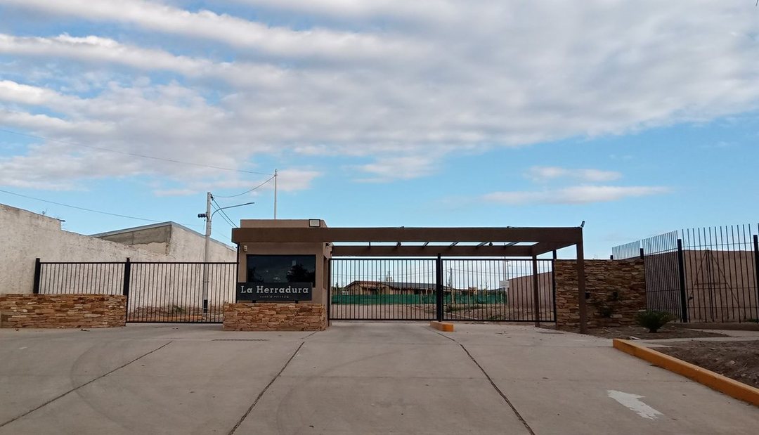 VENTA LOTE BARRIO PRIVADO LA HERRADURA - MAIPU