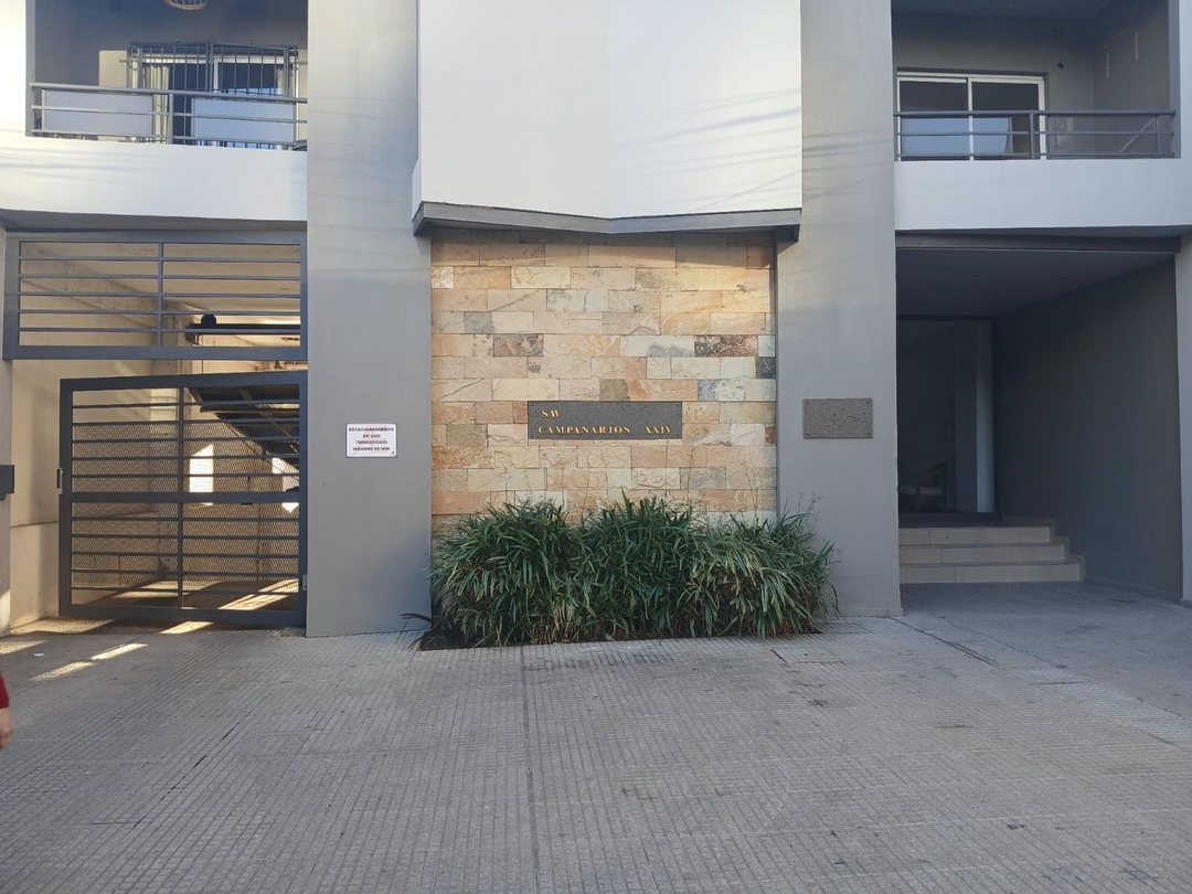 Dto 2 dor ,cochera ,balcón. Campanarios XXIV