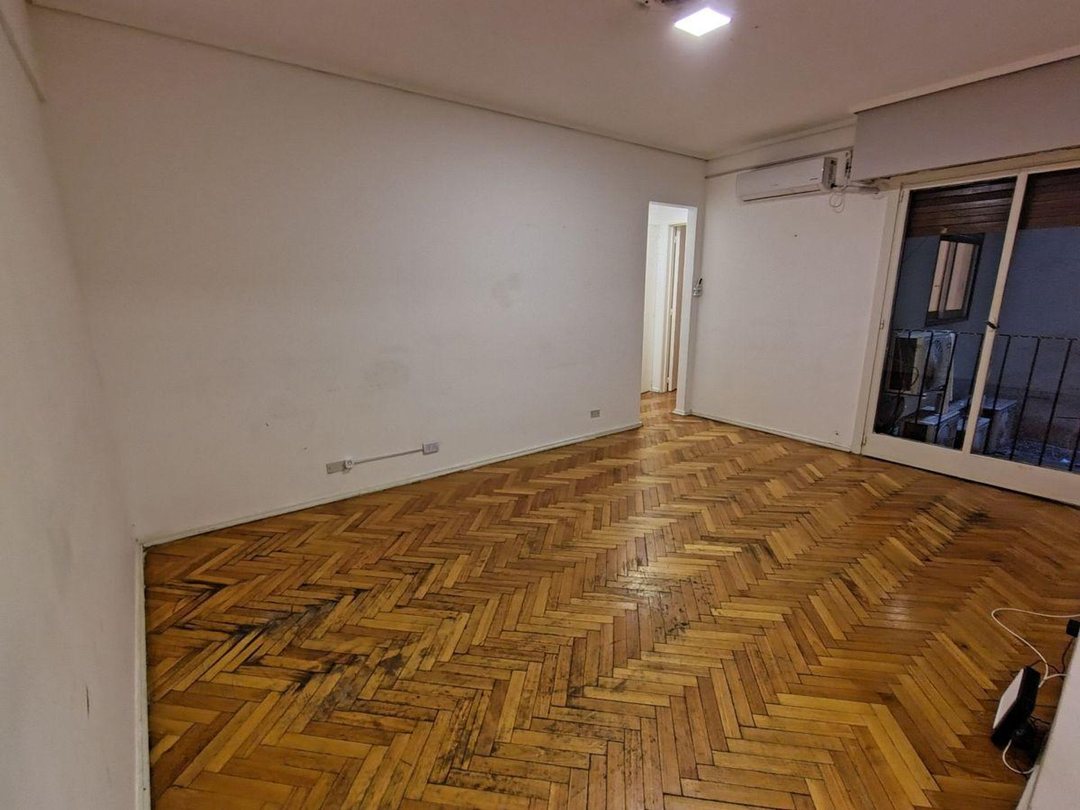 VENTA DEPARTAMENTO 2 AMBIENTES C/COCHERA- RECOLETA