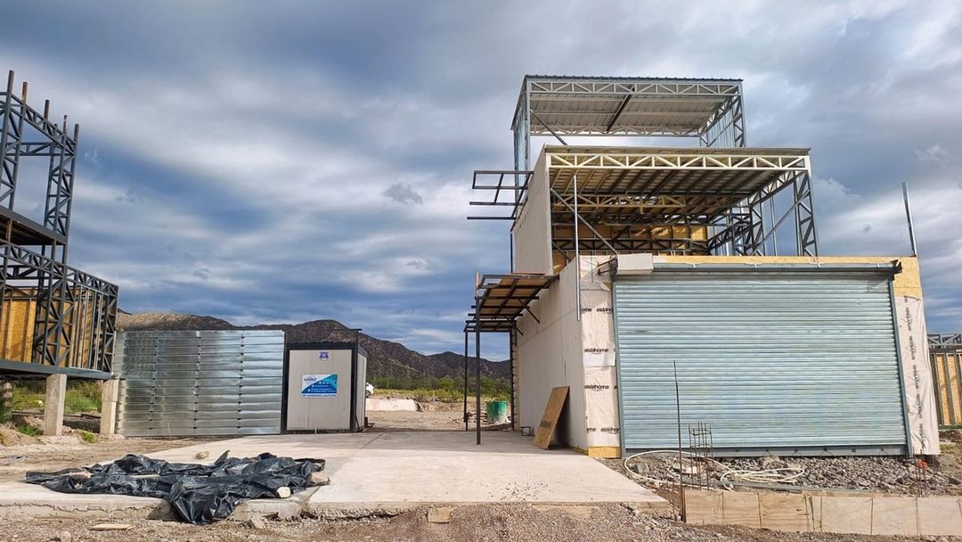 VENTA LOCAL COMERCIAL EN POZO, EL CHALLAO MENDOZA