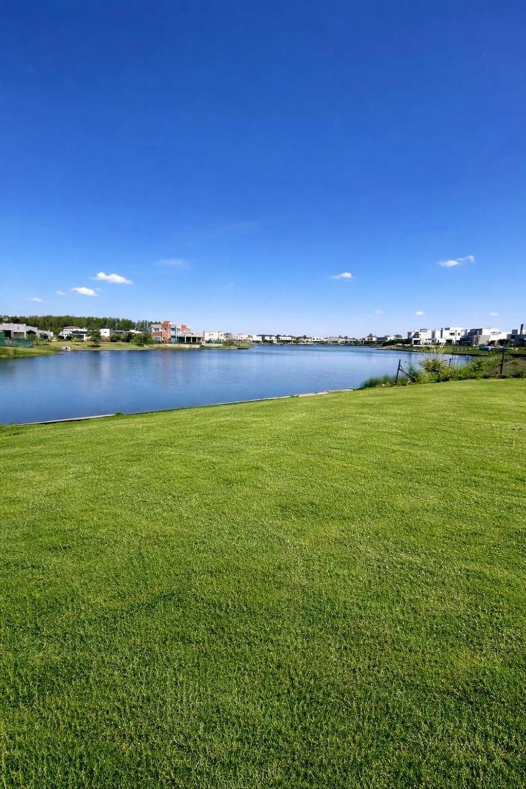 VENTA LOTE A LA LAGUNA EN SANTA ANA OPORTUNIDAD!!!
